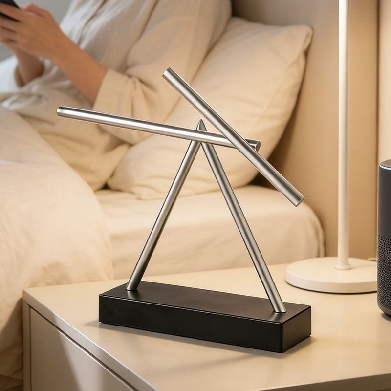 Perpetual Motion Ornament: New - Decor Timeless Lighting recension och pris